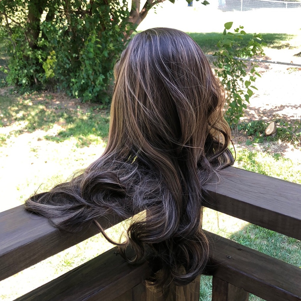 balayage brown long wig highlights Vergara sun kissed dark brunette wig 29” NWT
